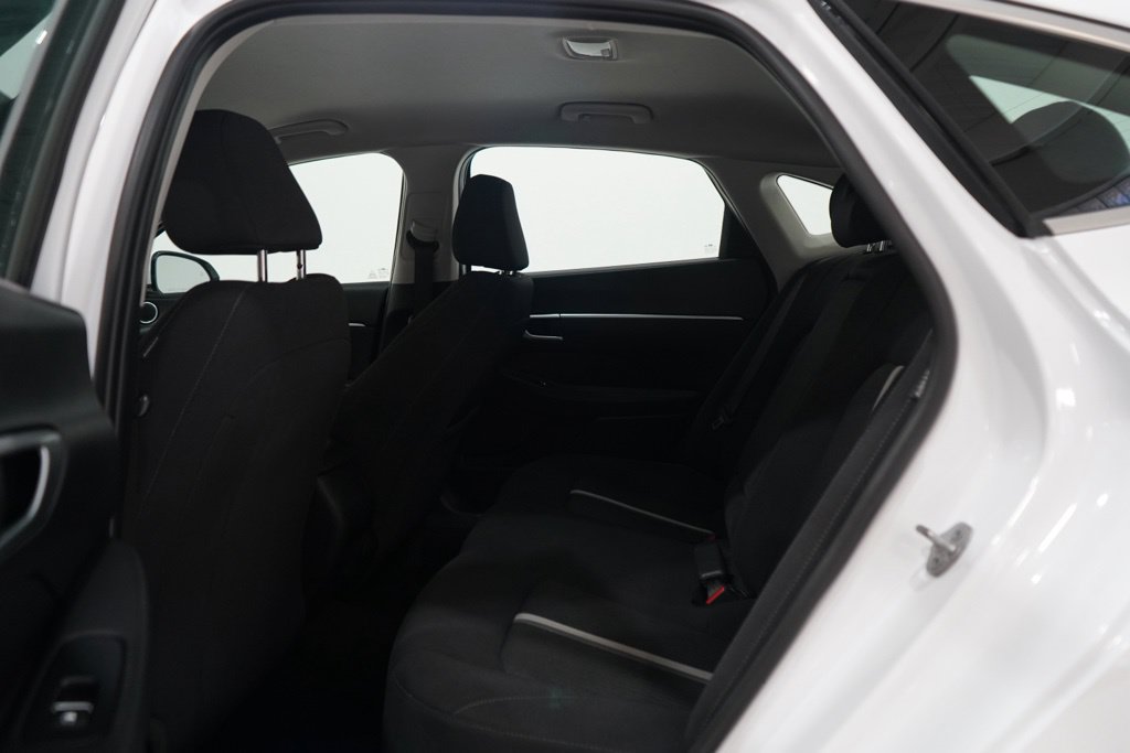 Used 2025 Hyundai Sonata SEL FWD image 34