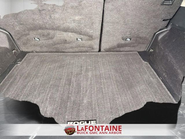 Used 2025 Nissan Rogue SV image 24