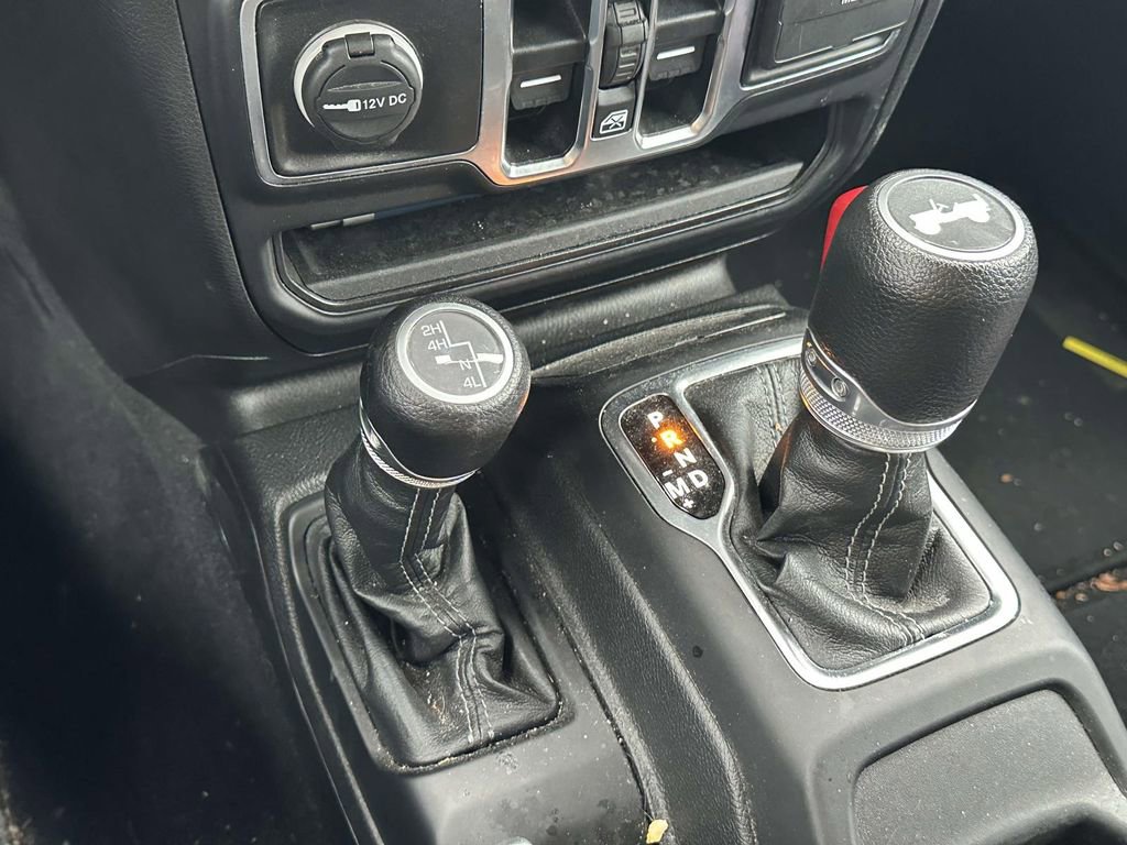 Used 2024 Jeep Wrangler Unlimited Sport AWD/4WD image 28