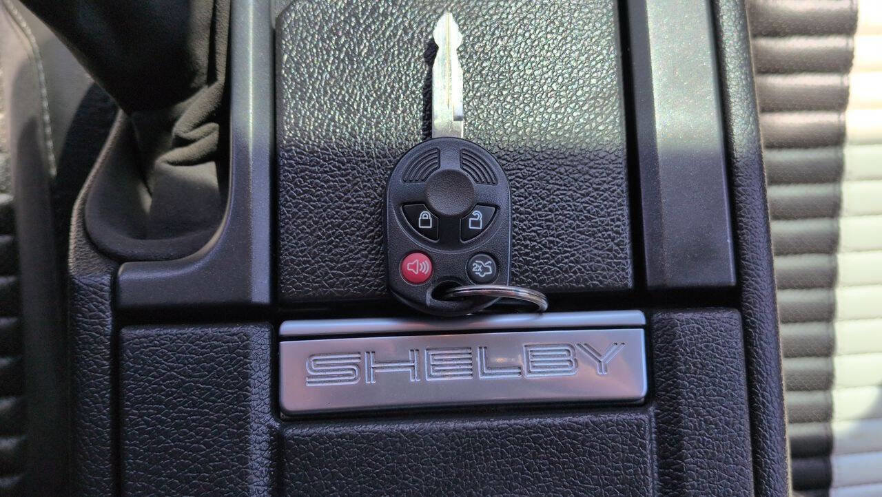 Used 2010 Ford Mustang Shelby GT500 image 28
