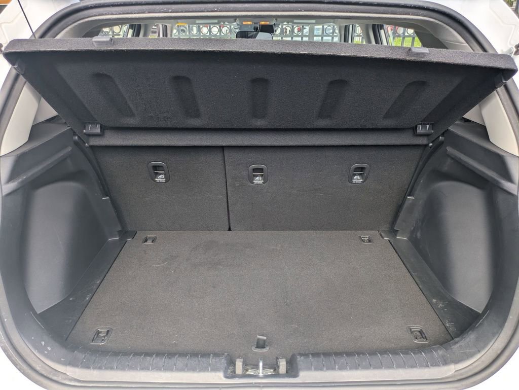 Used 2025 Hyundai Venue SEL FWD image 27