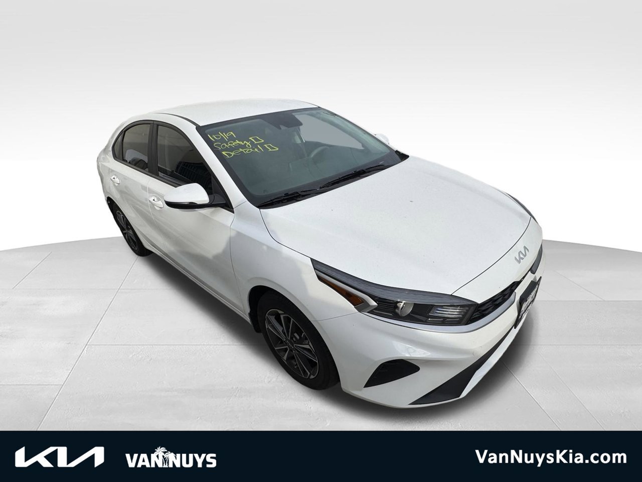 Certified 2023 Kia Forte LXS w/ LXS Technology Package FWD image 1