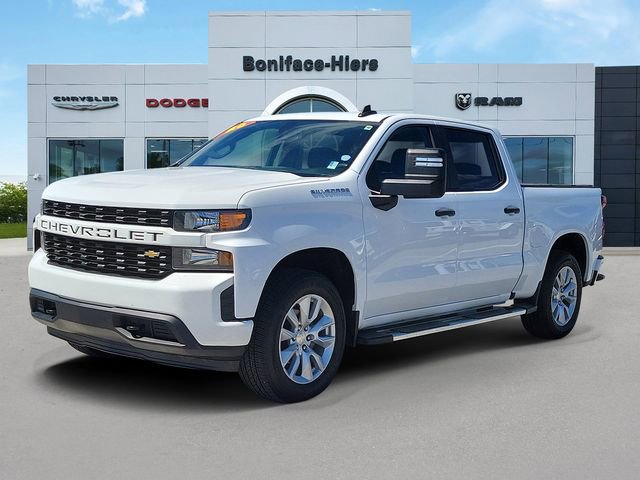 Used 2020 Chevrolet Silverado 1500 Custom w/ Custom Max Trailering Package image 3