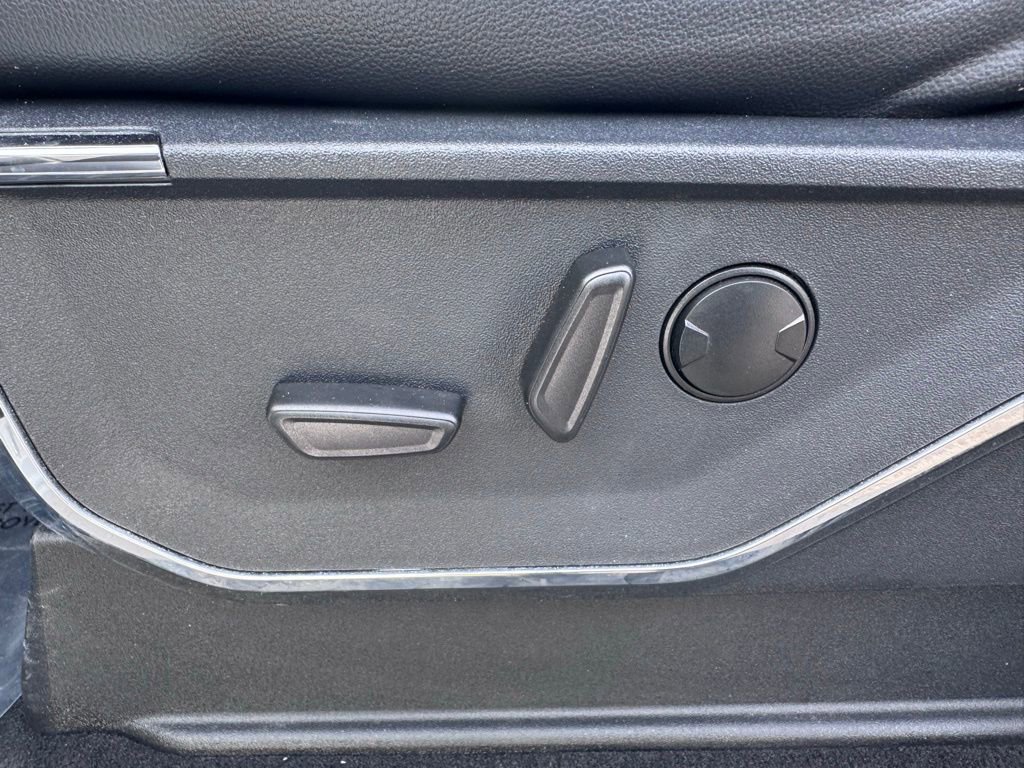 Used 2024 Ford F250 Lariat image 22