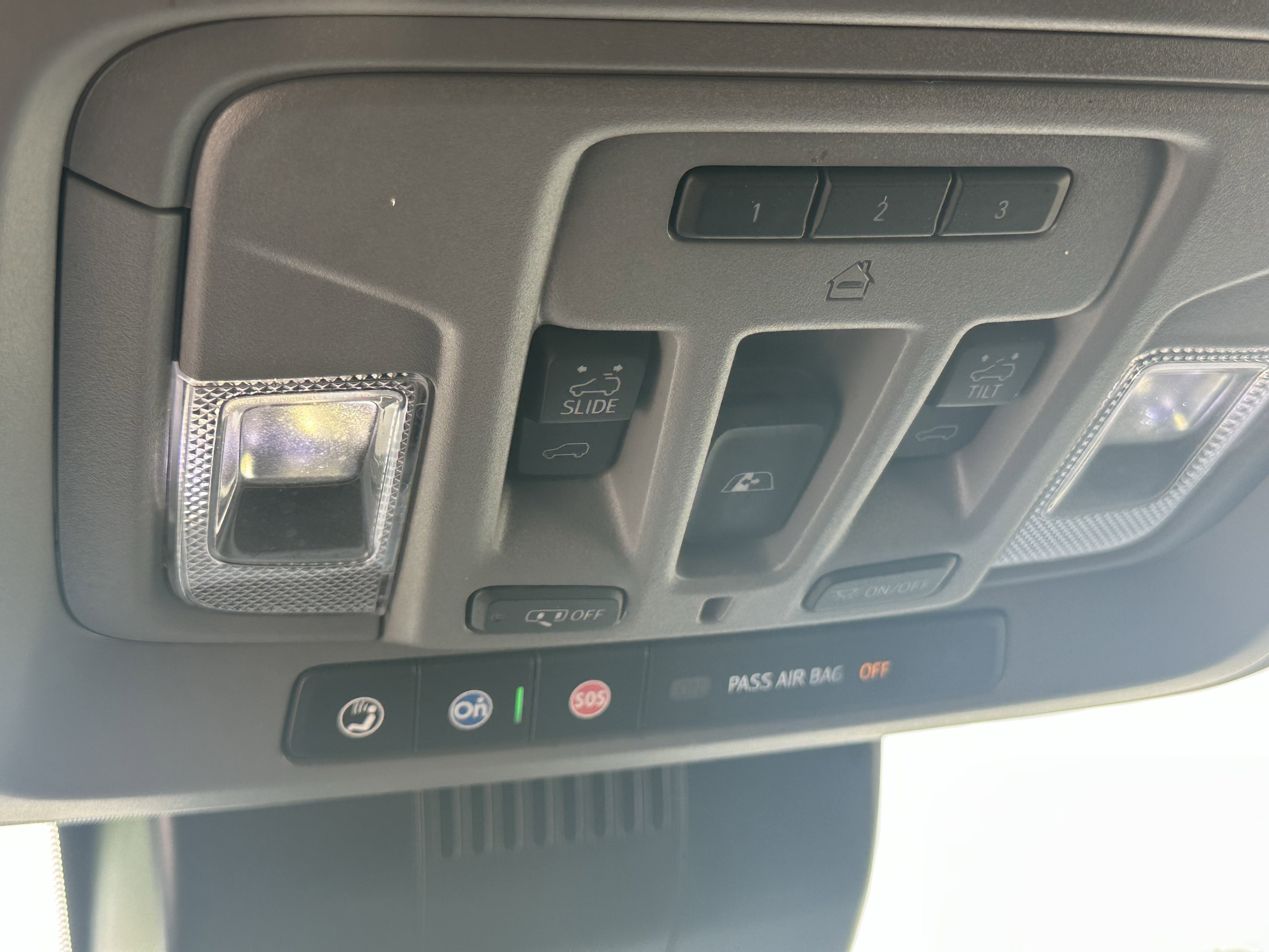 Used 2025 Chevrolet Silverado 3500 LTZ w/ LTZ Premium Package image 32