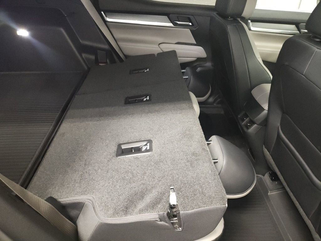 New 2026 GMC Terrain Elevation w/ Elevation Premium Package image 13