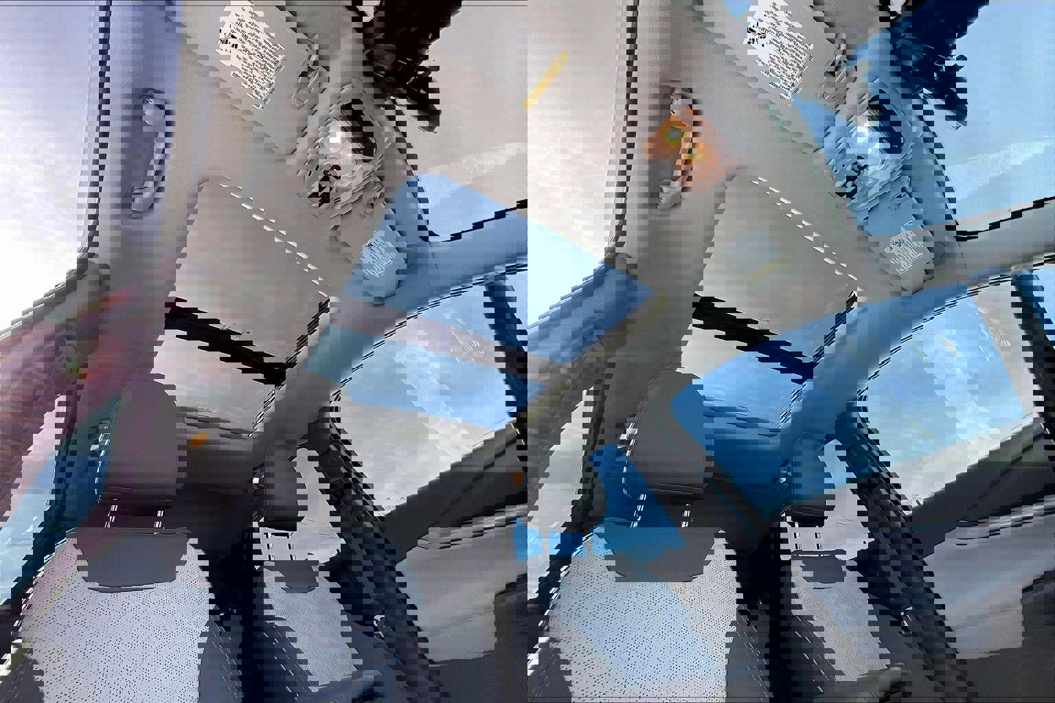 Used 2023 Chevrolet Bolt EUV Premier w/ Sun & Sound Package image 32