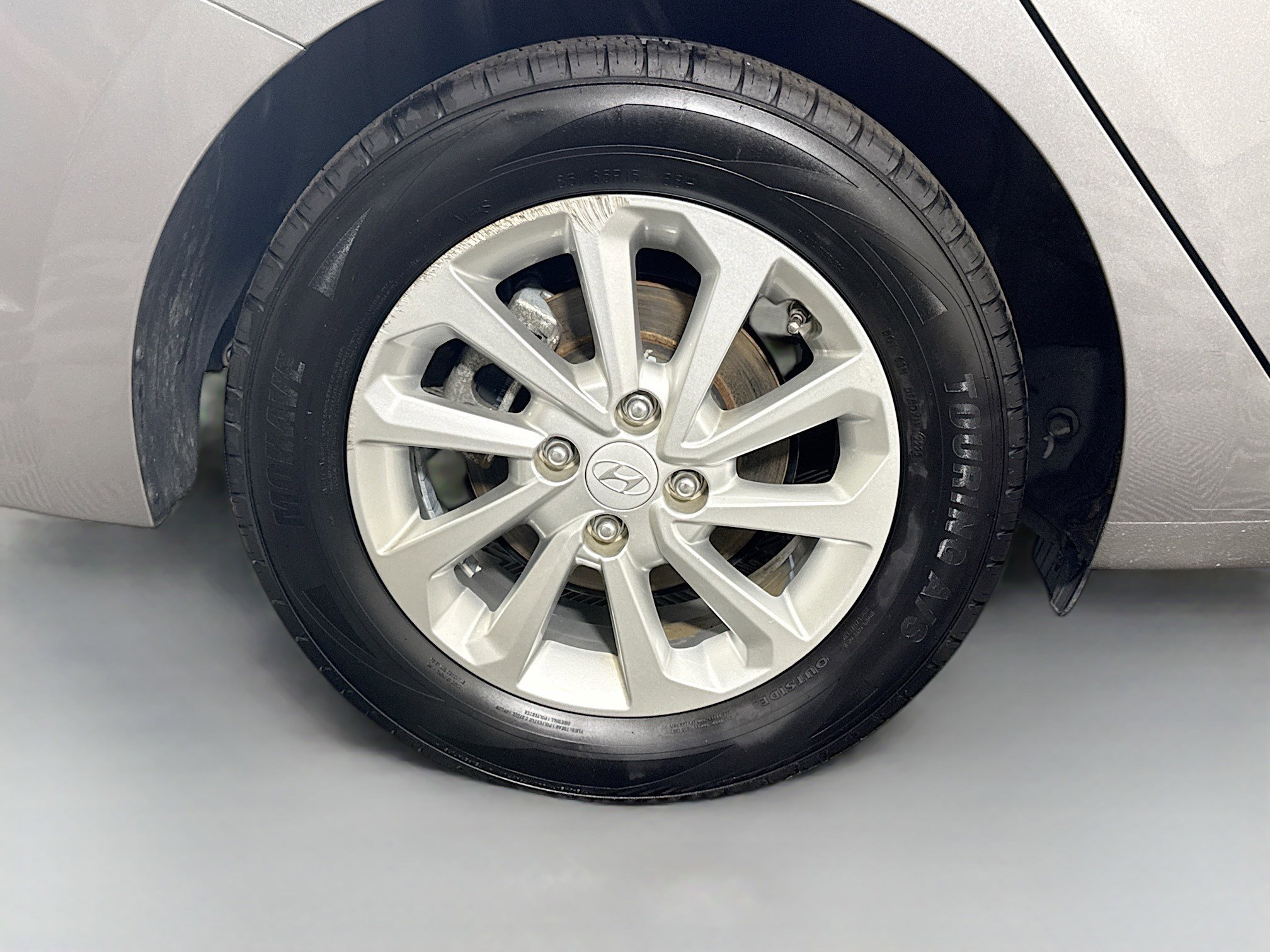 Used 2022 Hyundai Accent SEL image 32