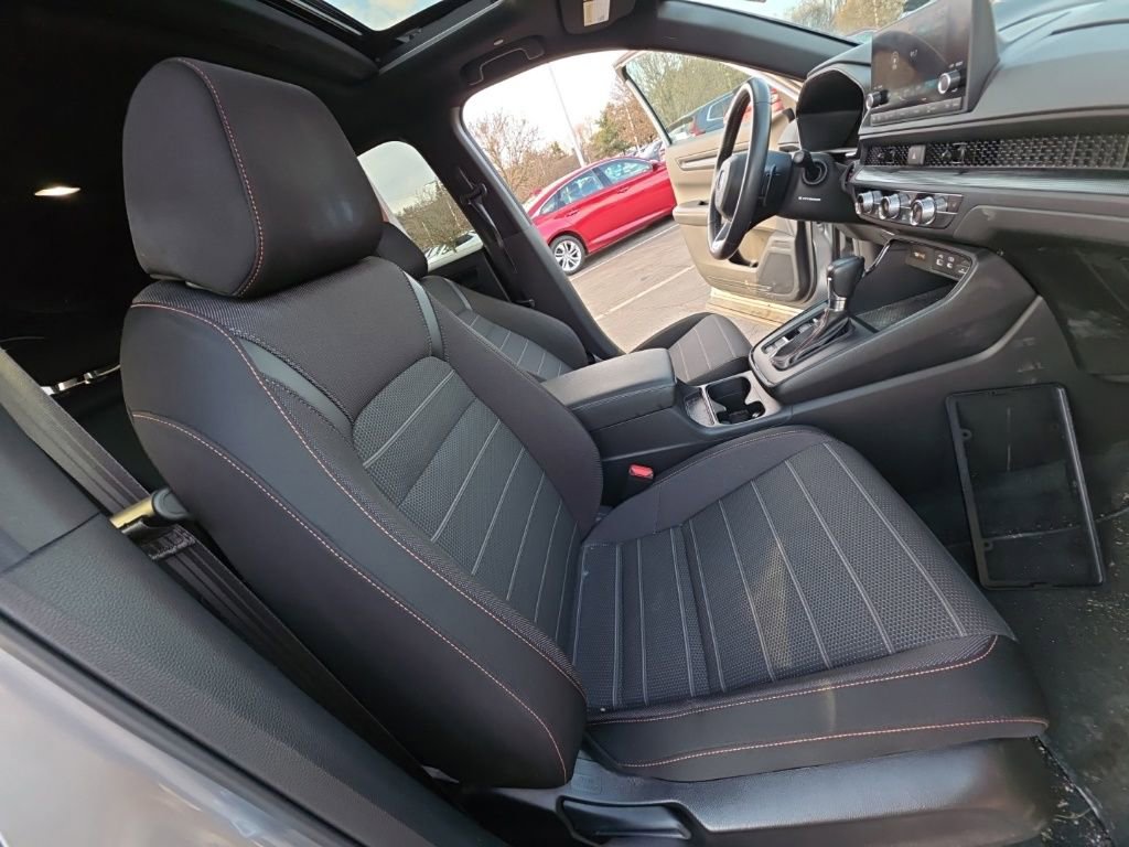 Used 2023 Honda CR-V LX image 25