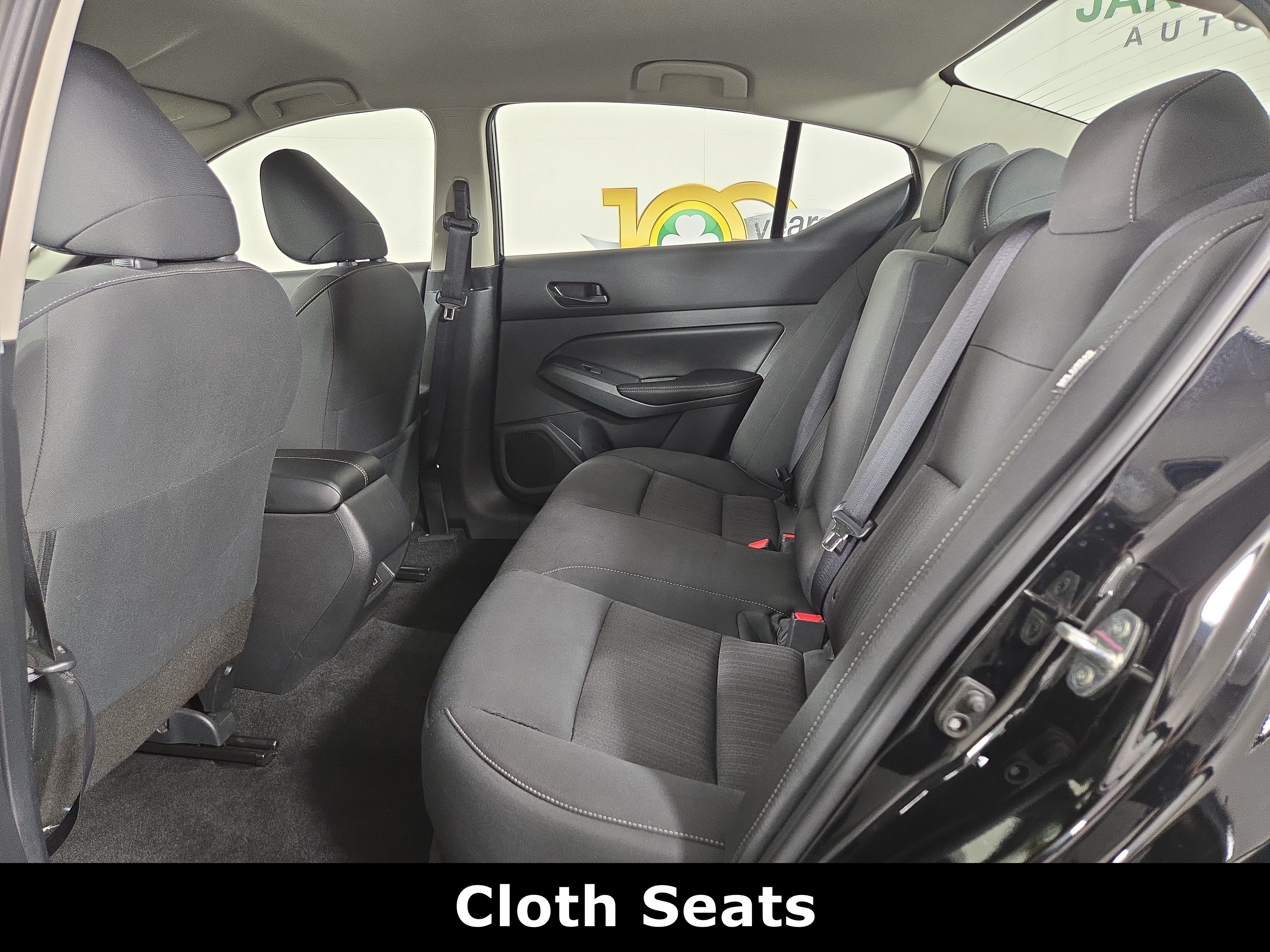 Used 2025 Nissan Altima 2.5 SV FWD image 12