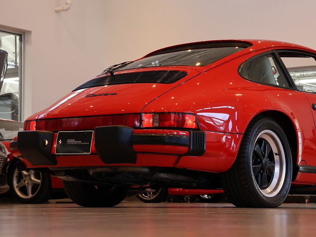 Used 1988 Porsche 911 Carrera RWD image 78