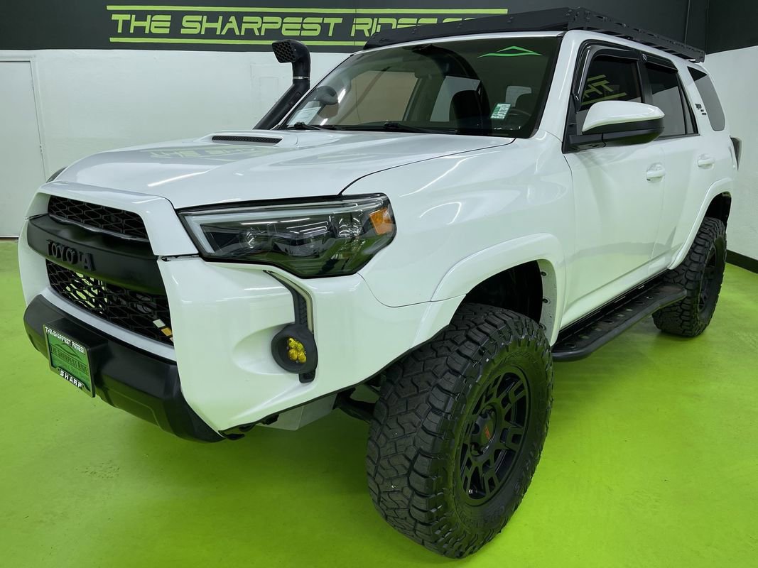 Used 2016 Toyota 4Runner SR5 image 5