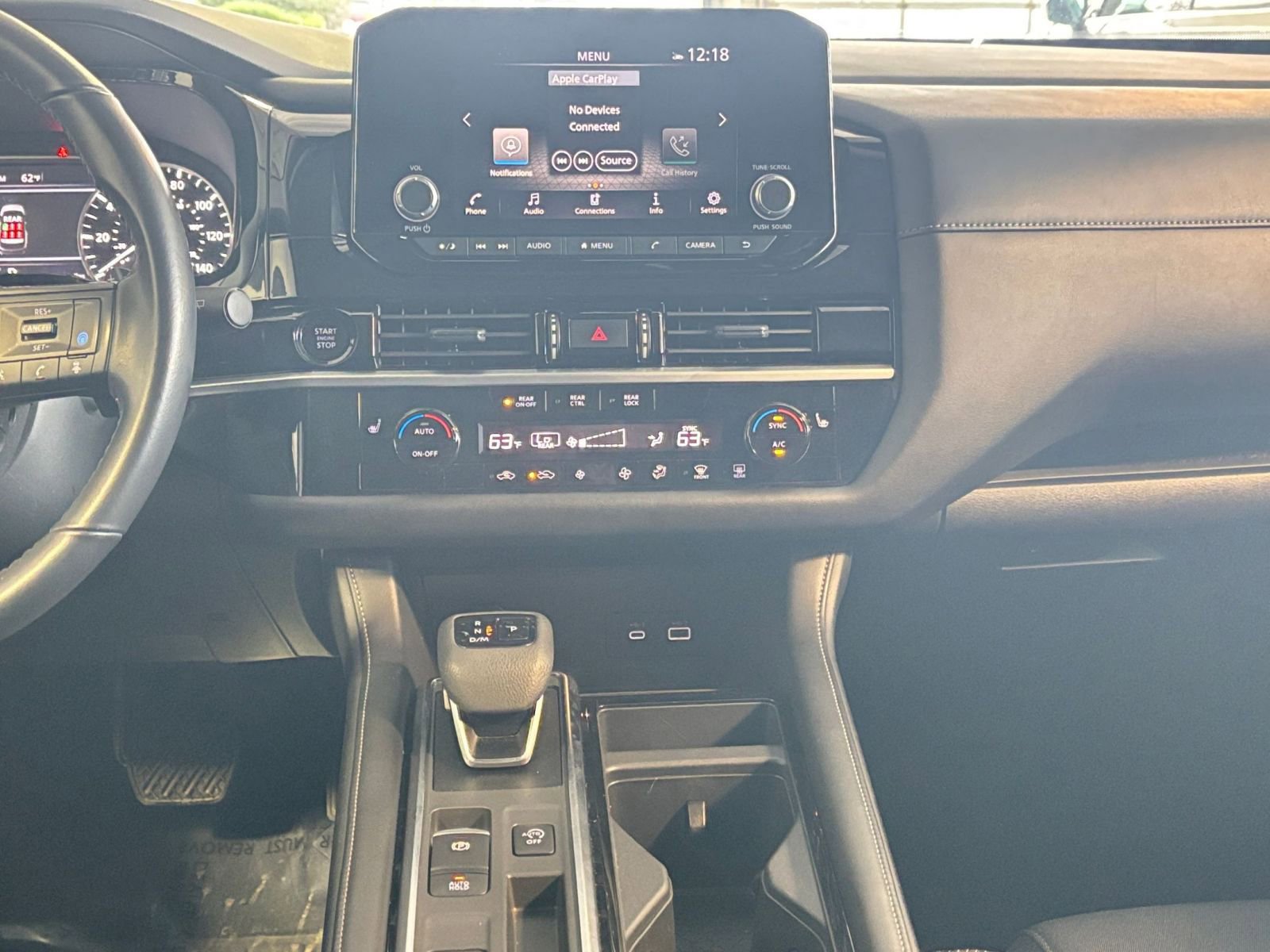 Used 2025 Nissan Pathfinder SV image 23