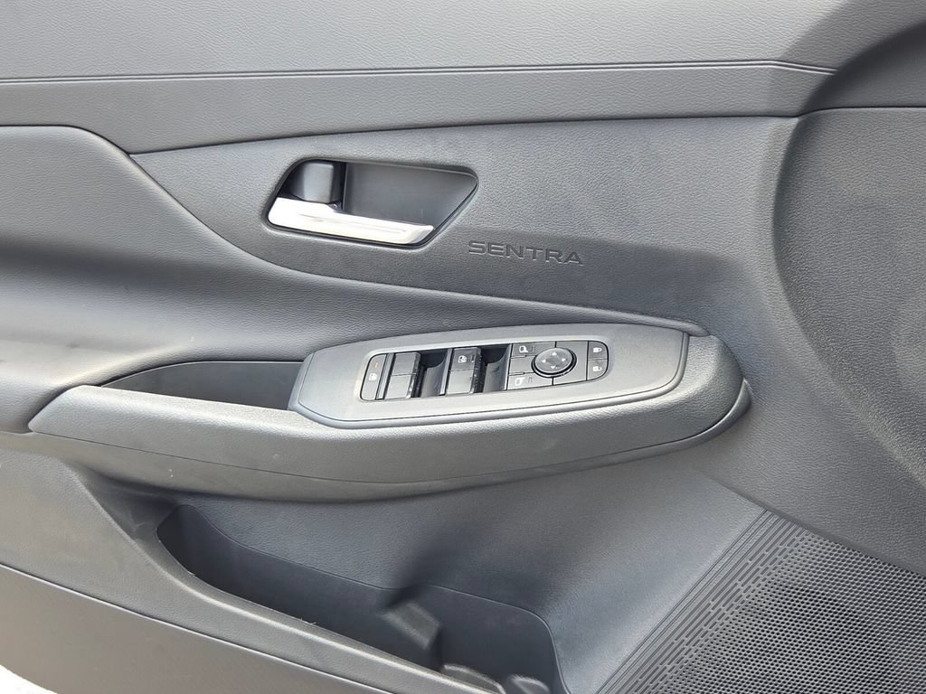 New 2026 Nissan Sentra SV w/ SV Convenience Package FWD image 26