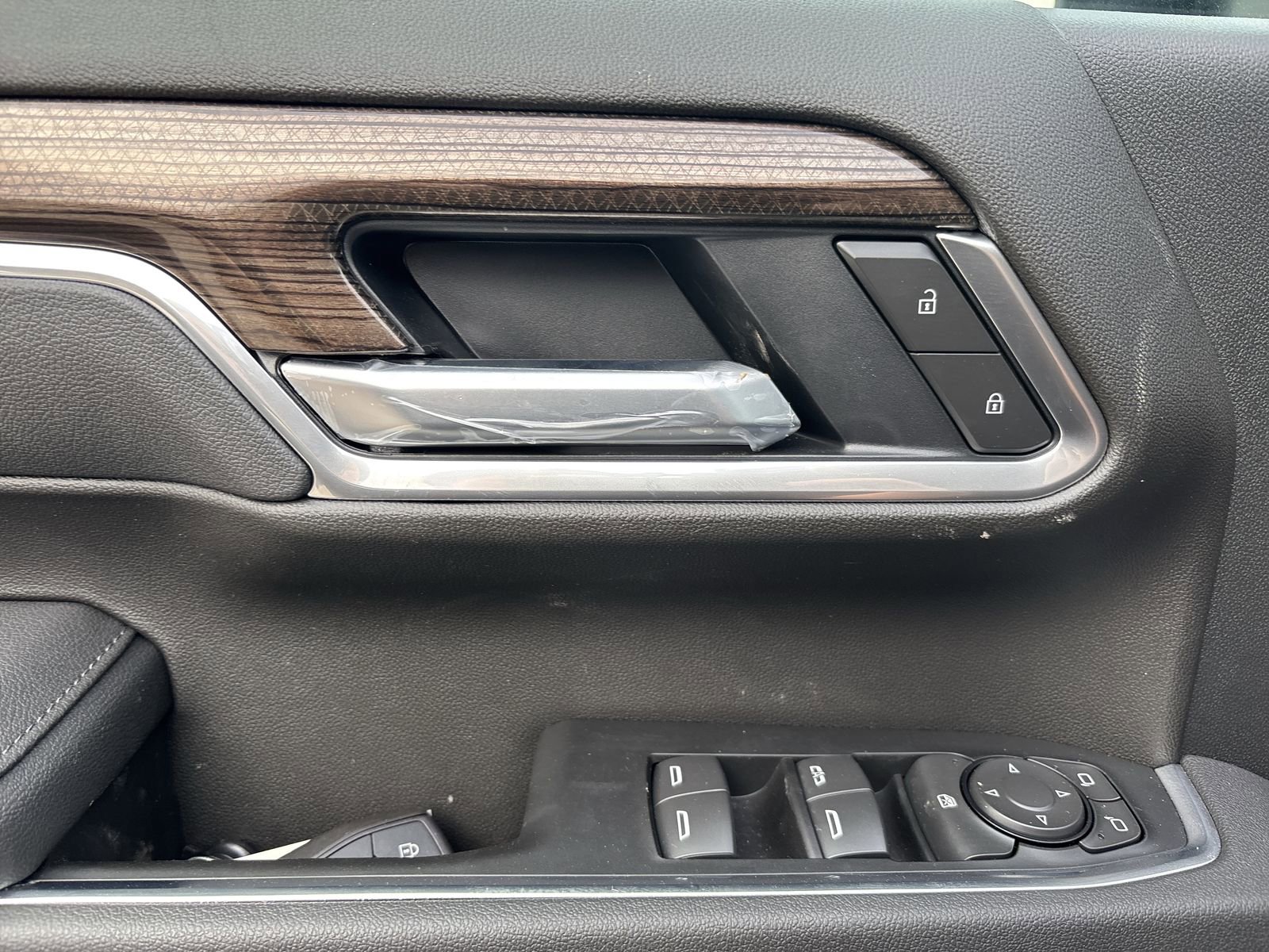 New 2026 Chevrolet Silverado 3500 LT image 13