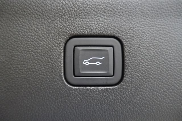 Used 2024 Buick Enclave Essence w/ LPO, Floor Liner Package FWD image 23