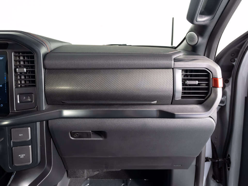 Used 2025 Ford F150 Raptor AWD/4WD image 40