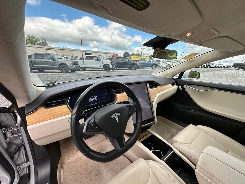 Used 2018 Tesla Model S 75D AWD/4WD image 4