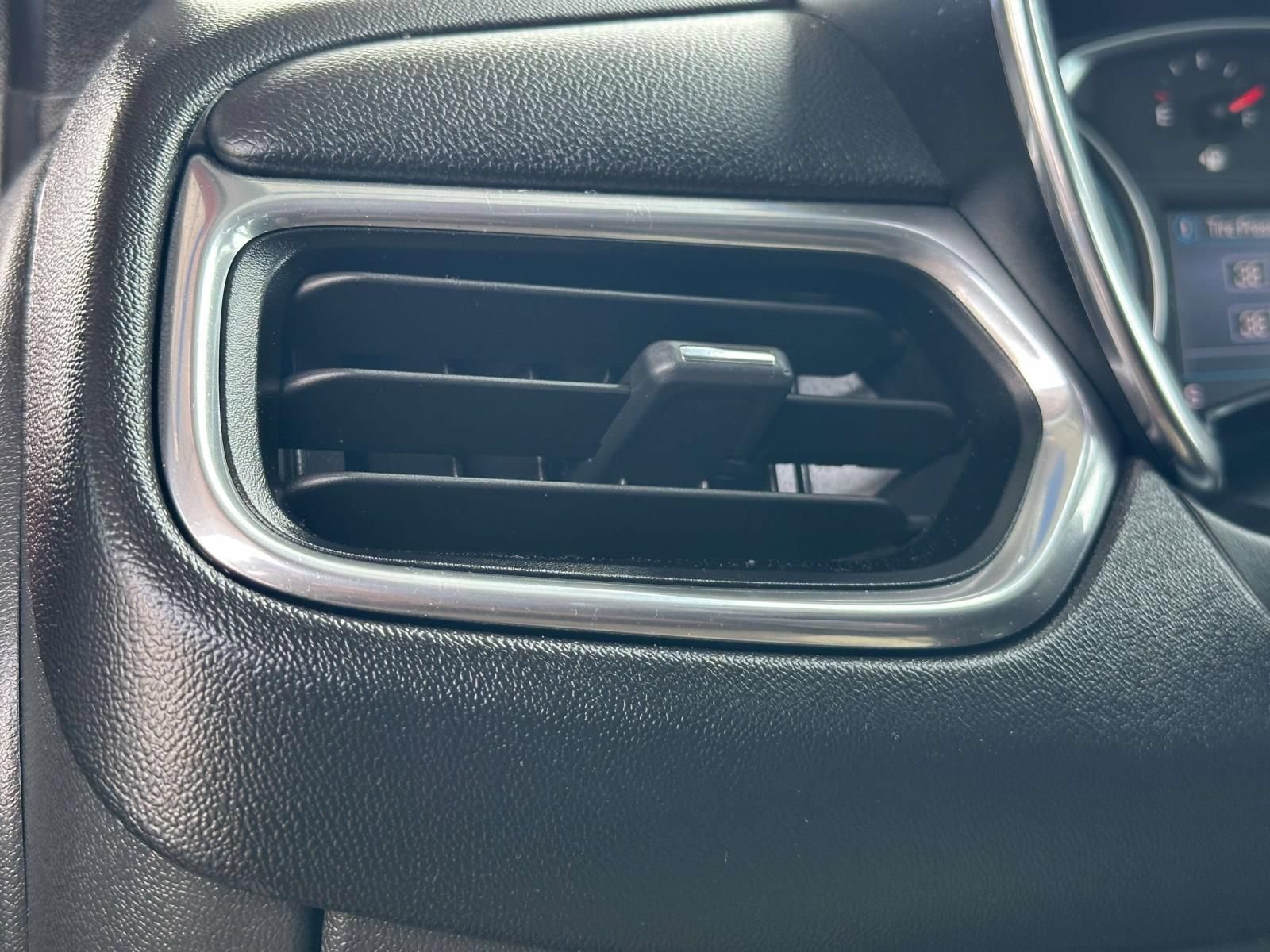 Certified 2020 Chevrolet Equinox LT FWD image 21