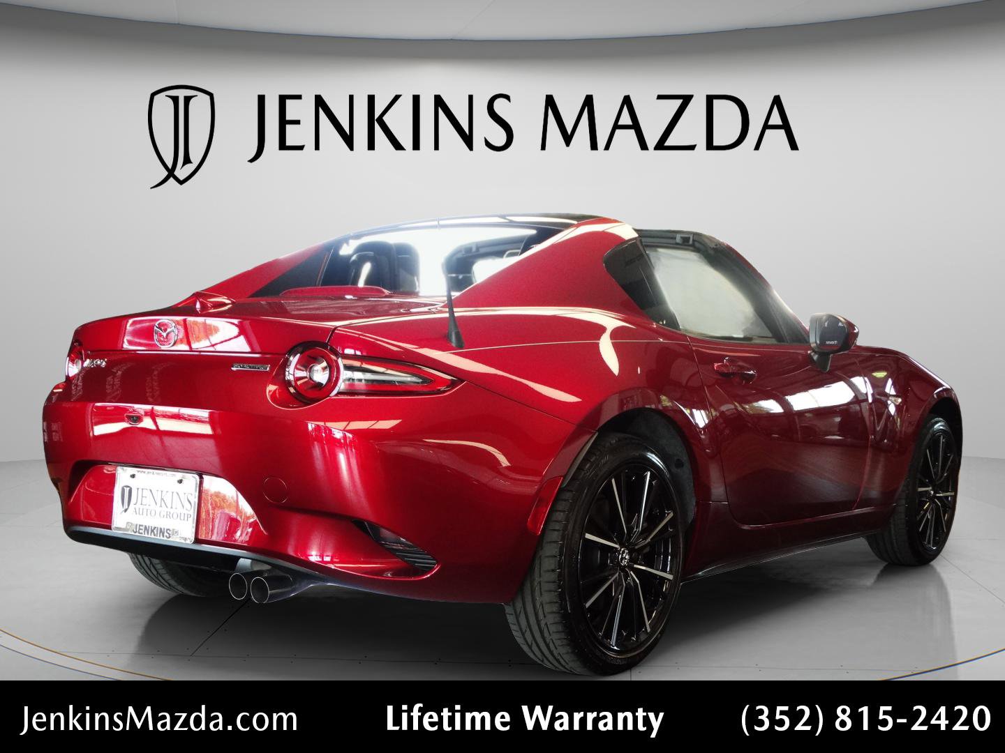 New 2026 MAZDA MX-5 Miata RF Grand Touring RWD image 3