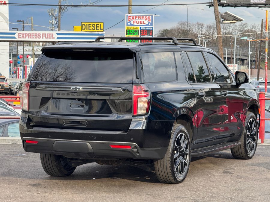 Used 2021 Chevrolet Suburban RST w/ Luxury Package image 12