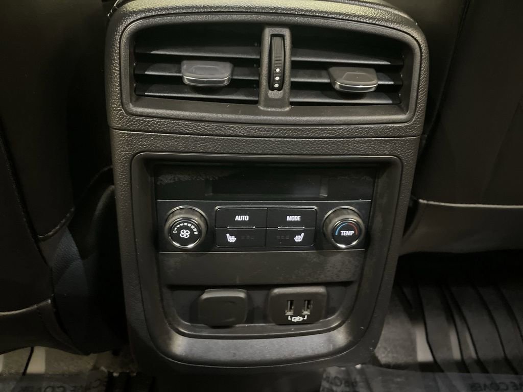 Used 2020 Buick Envision Essence FWD image 15