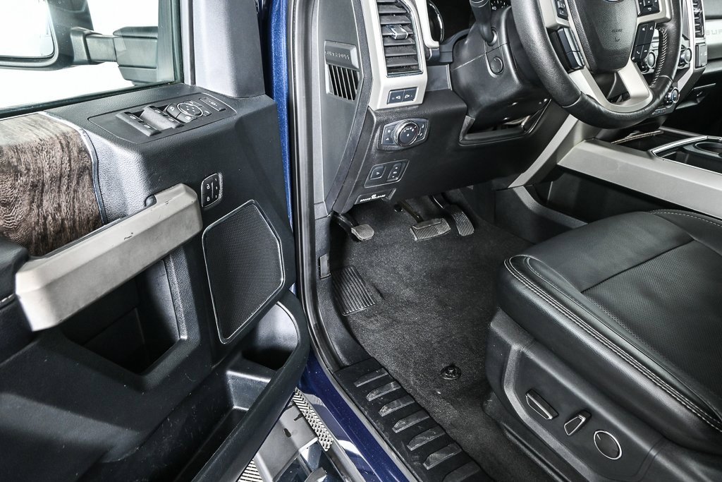 Used 2019 Ford F350 Lariat w/ Lariat Ultimate Package image 7