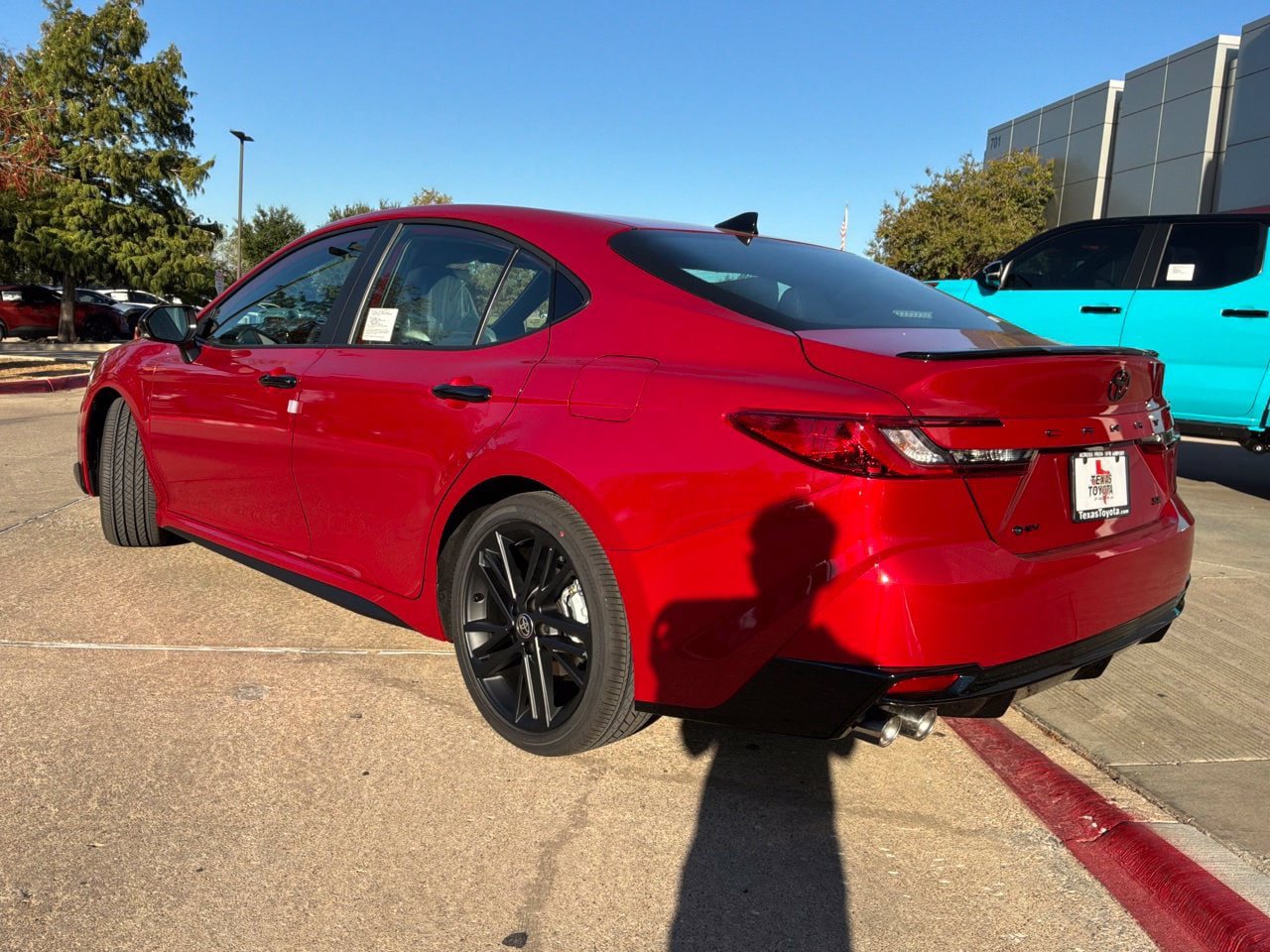New 2026 Toyota Camry Hybrid w/ Convenience Package FWD image 7