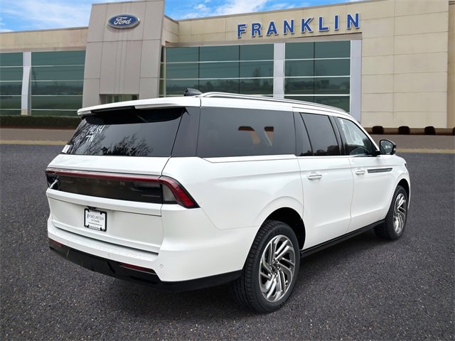 New 2025 Lincoln Navigator L Reserve image 7