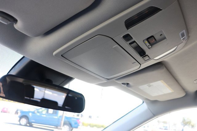 Used 2024 Toyota Highlander LE image 25