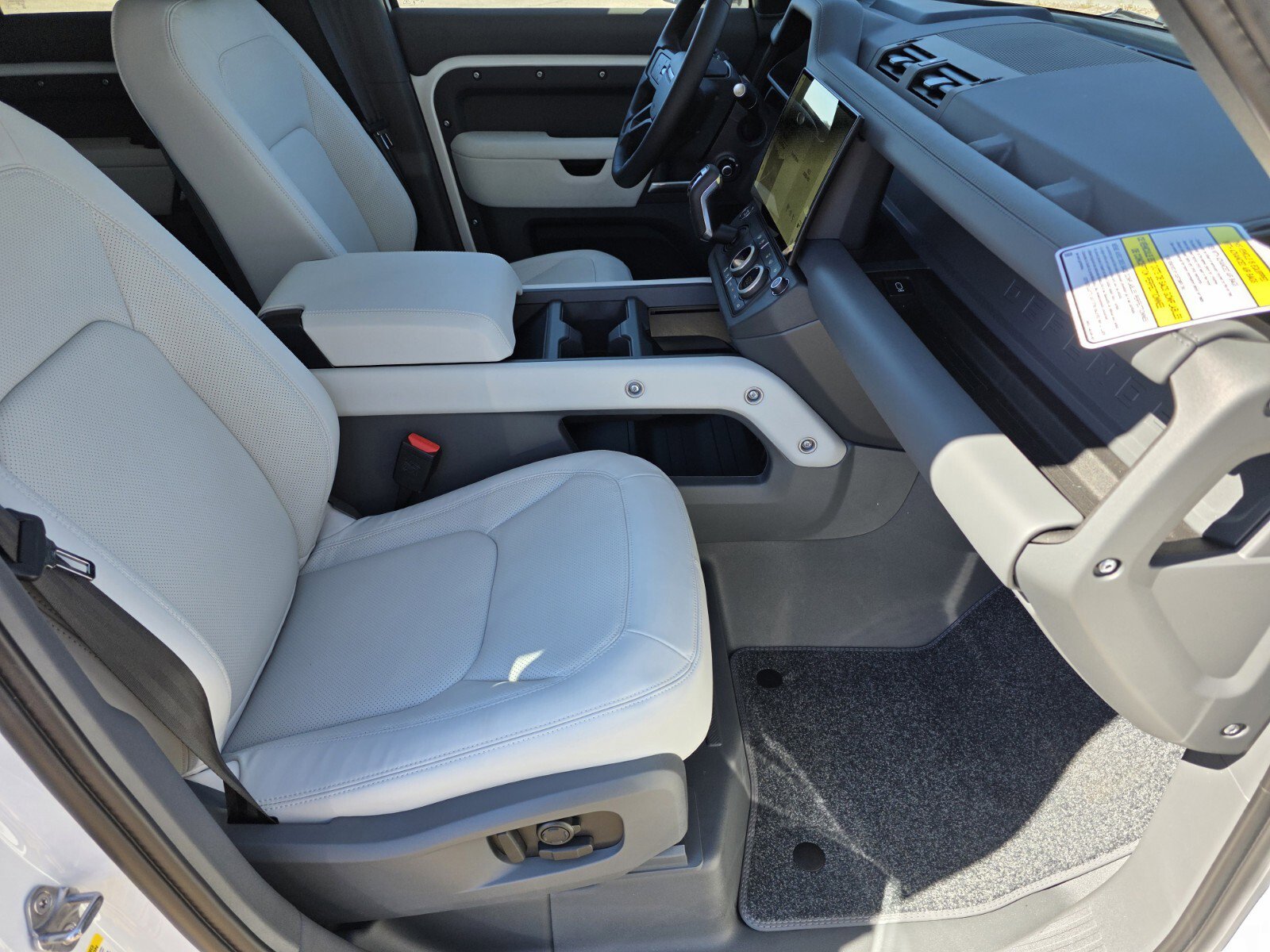 Used 2026 Land Rover Defender 110 S image 3