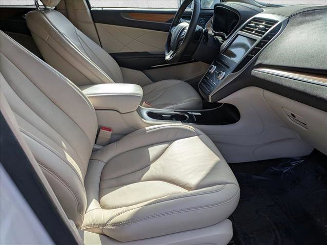 Used 2017 Lincoln MKC Select w/ Select Plus Package image 18