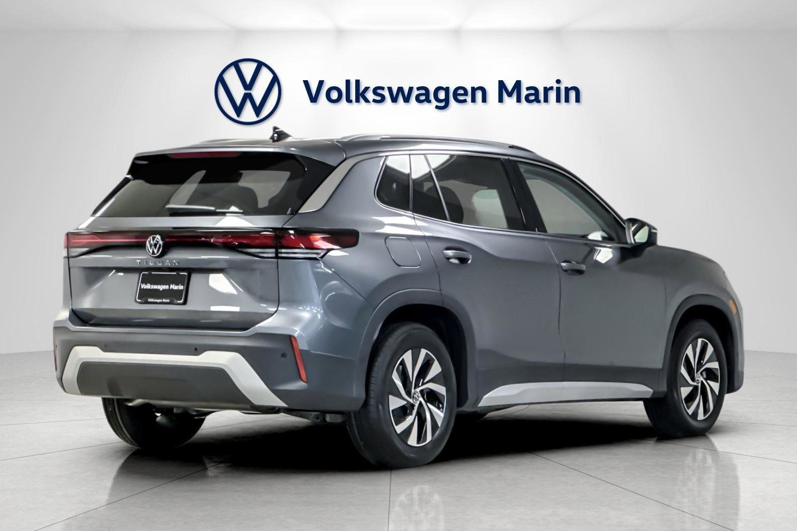 New 2026 Volkswagen Tiguan S image 5