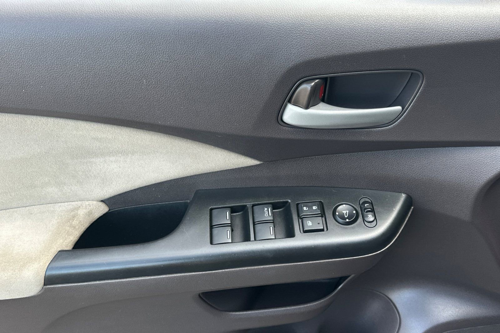 Used 2012 Honda CR-V EX image 11