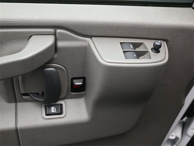 Used 2023 Chevrolet Express 2500 Extended image 8