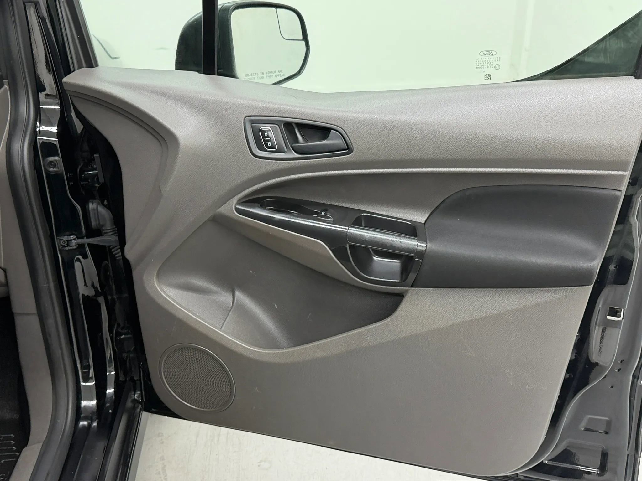 Used 2020 Ford Transit Connect XL FWD image 24