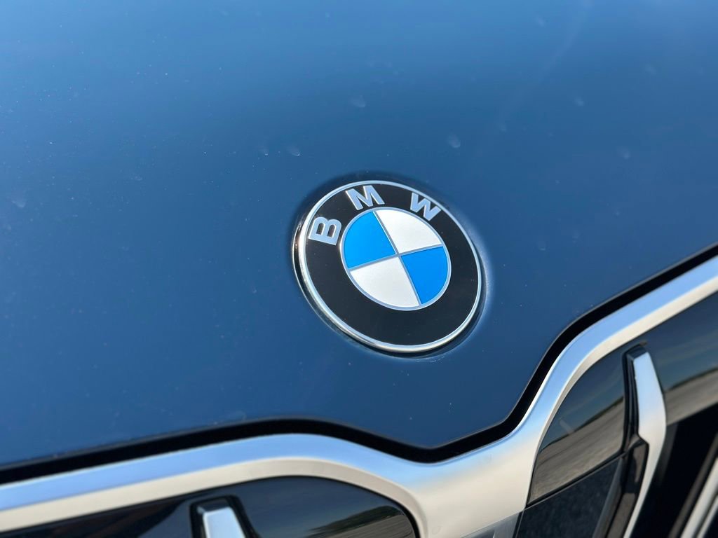 New 2026 BMW X1 xDrive28i w/ Technology Package AWD/4WD image 11