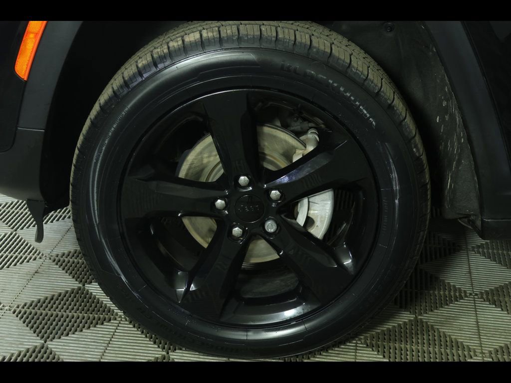 Used 2023 Jeep Grand Cherokee Altitude image 14