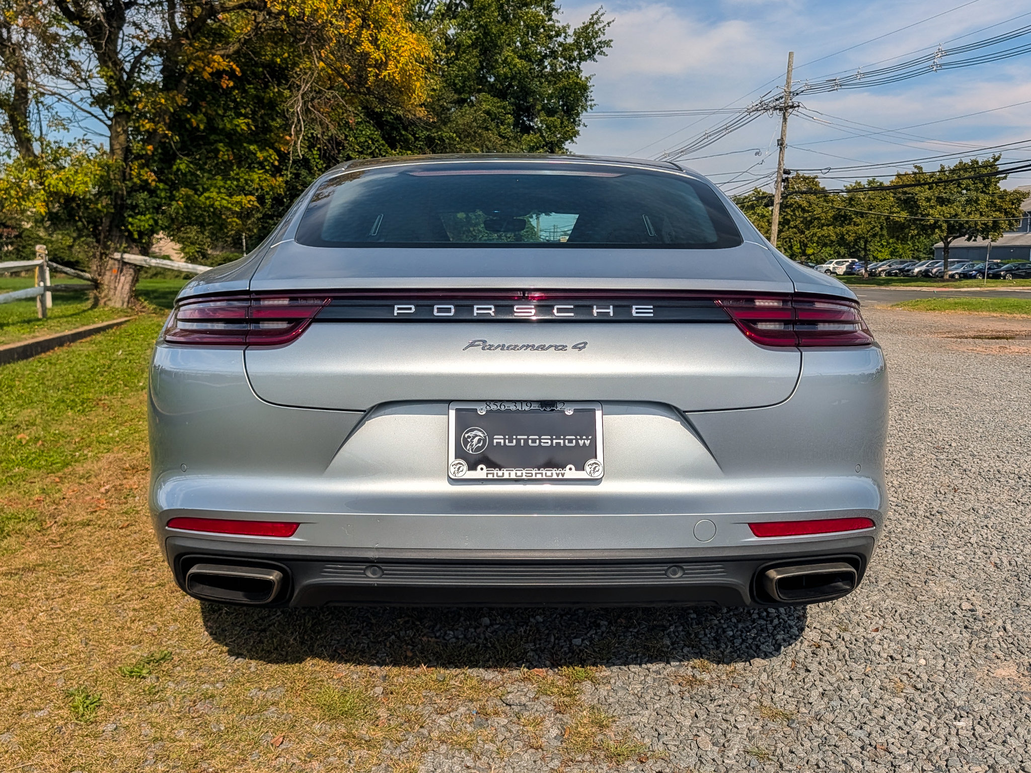 Used 2018 Porsche Panamera 4 w/ Premium Package AWD/4WD image 6