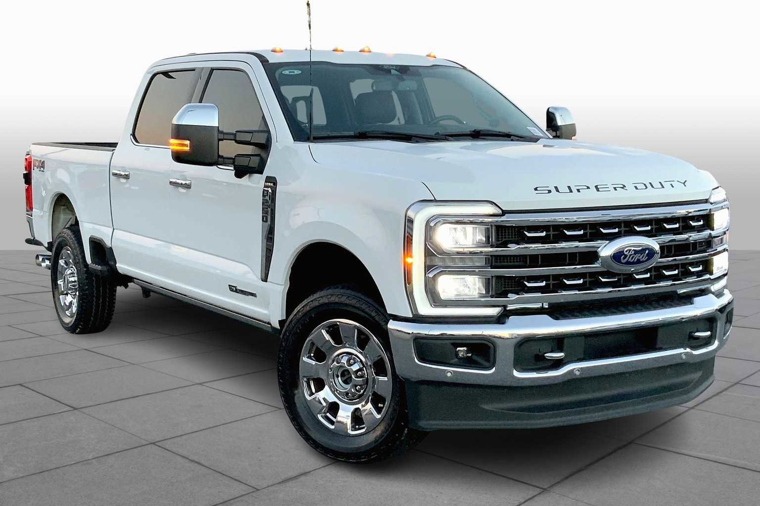 Used 2024 Ford F250 Lariat w/ Lariat Ultimate Package image 3