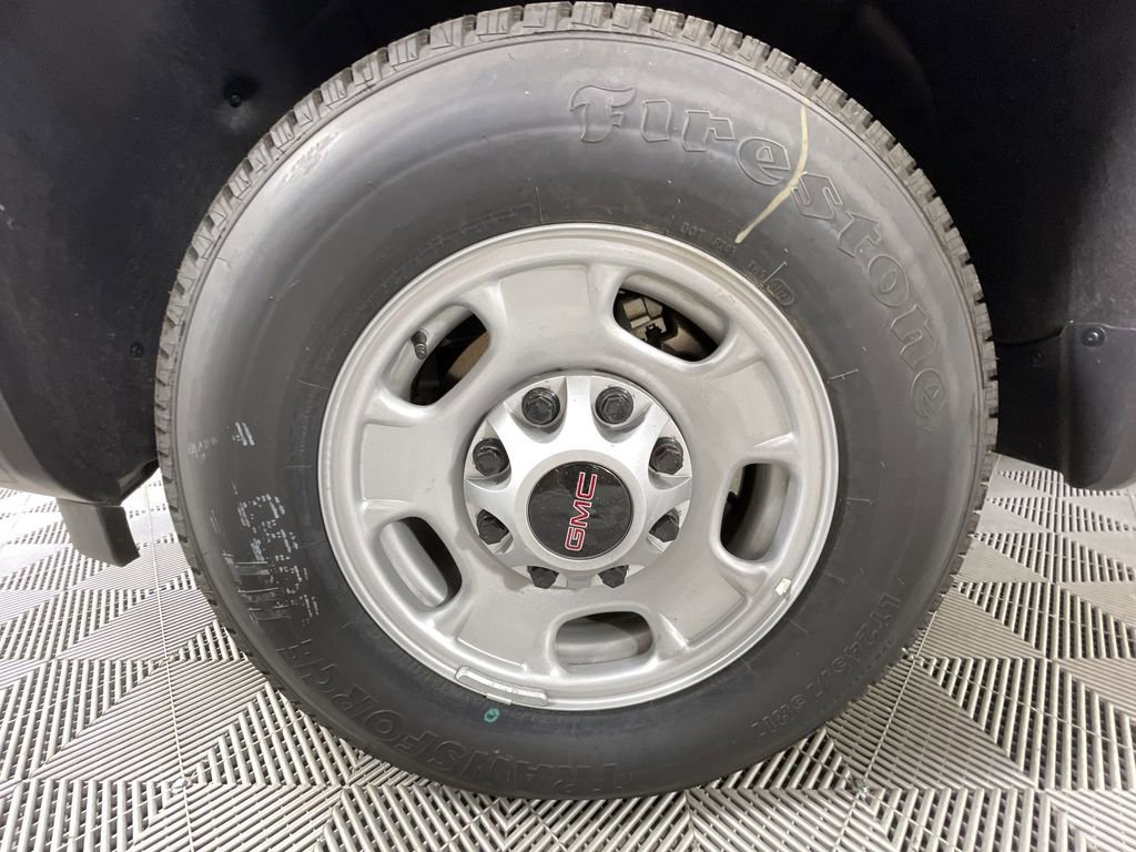 Used 2024 GMC Sierra 2500 Pro w/ Convenience Package image 32