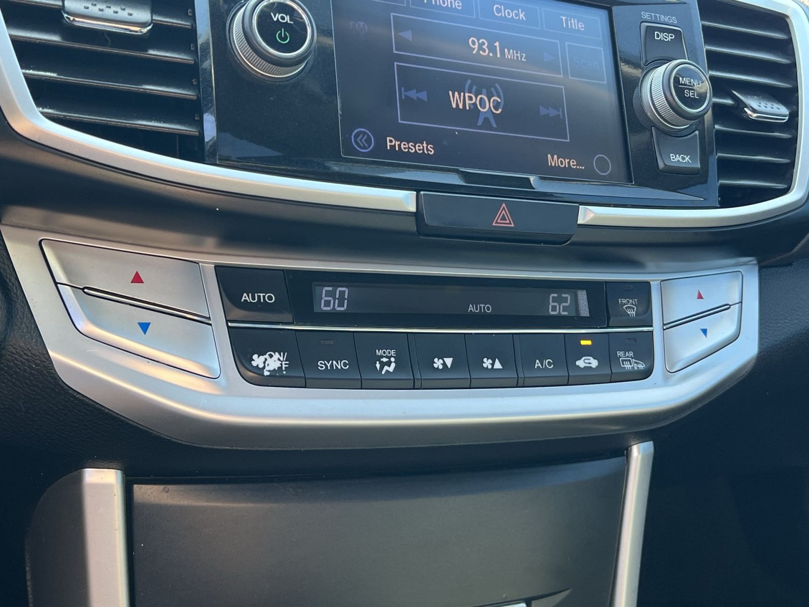 Used 2015 Honda Accord EX-L image 18