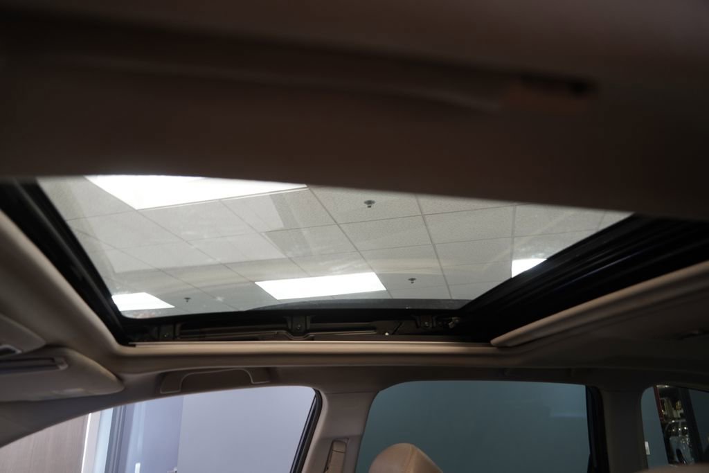 Used 2015 Subaru Forester 2.5i Touring w/ Rugged Package #2 image 3