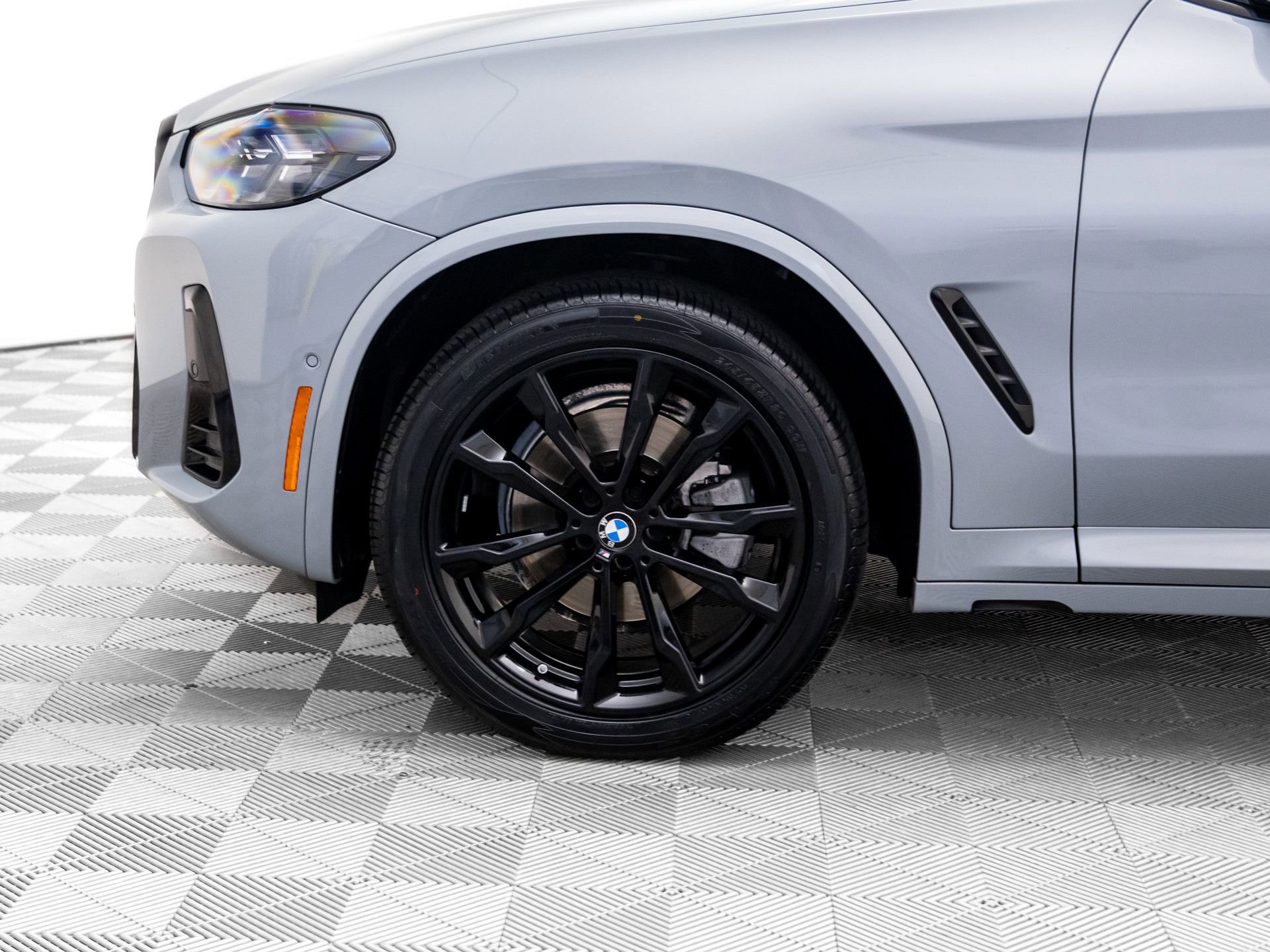 Certified 2023 BMW X3 xDrive30i w/ M Sport Package image 37