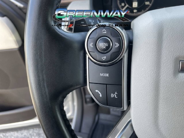 Used 2018 Land Rover Discovery HSE AWD/4WD image 28