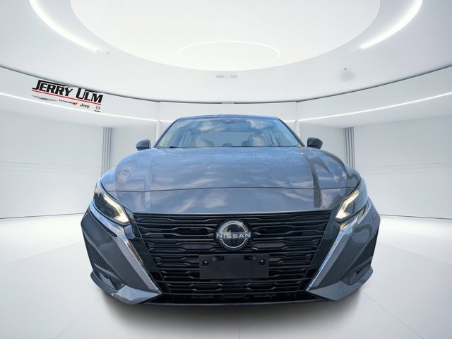 Used 2024 Nissan Altima 2.5 SV image 7