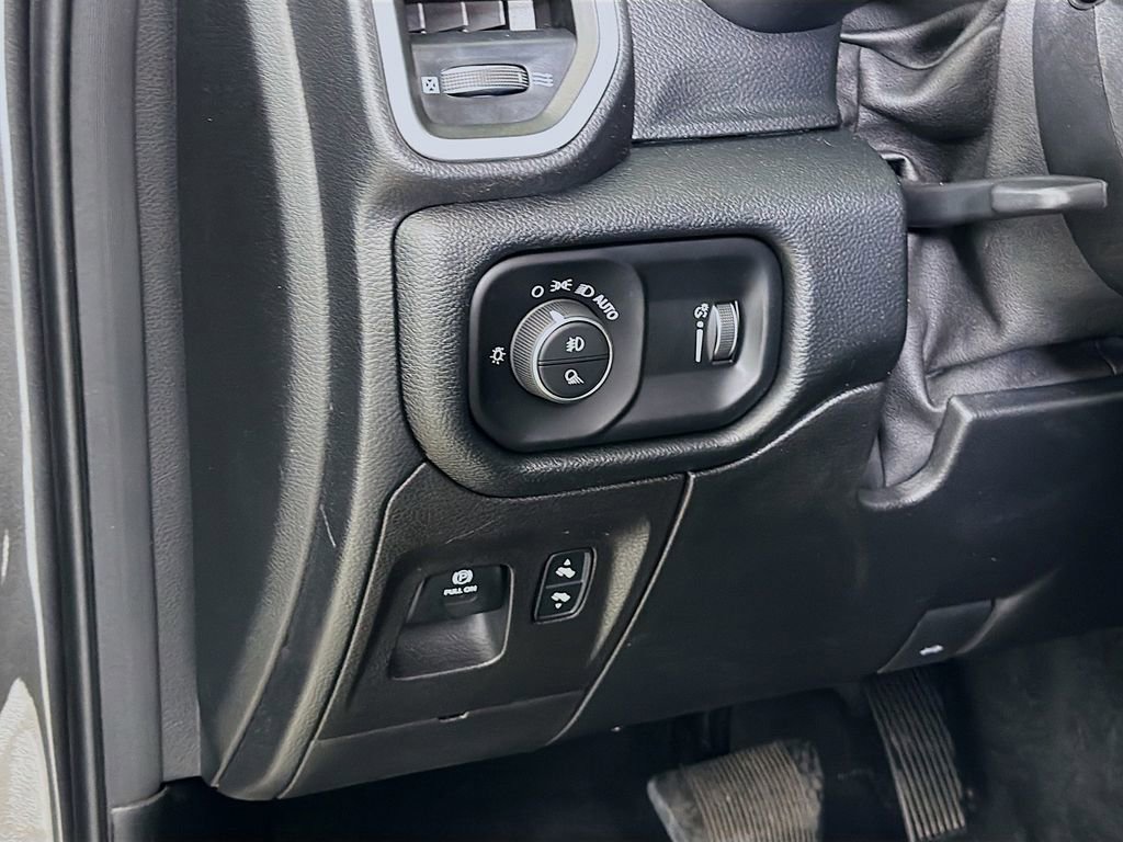 Used 2020 RAM 1500 Big Horn image 12