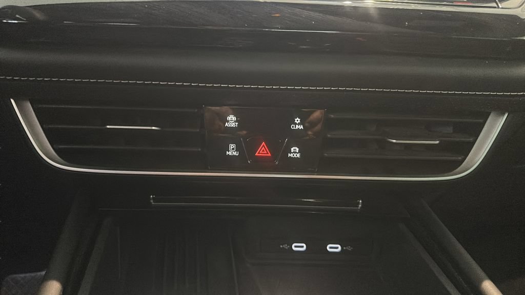 Certified 2026 Volkswagen Atlas Cross Sport SE FWD image 16