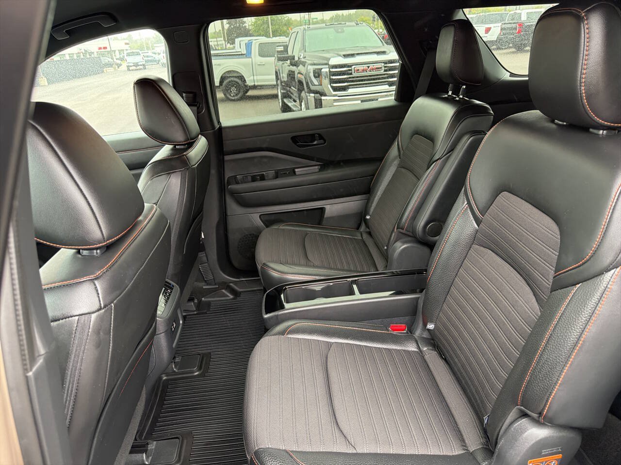 Used 2023 Nissan Pathfinder Rock Creek AWD/4WD image 15