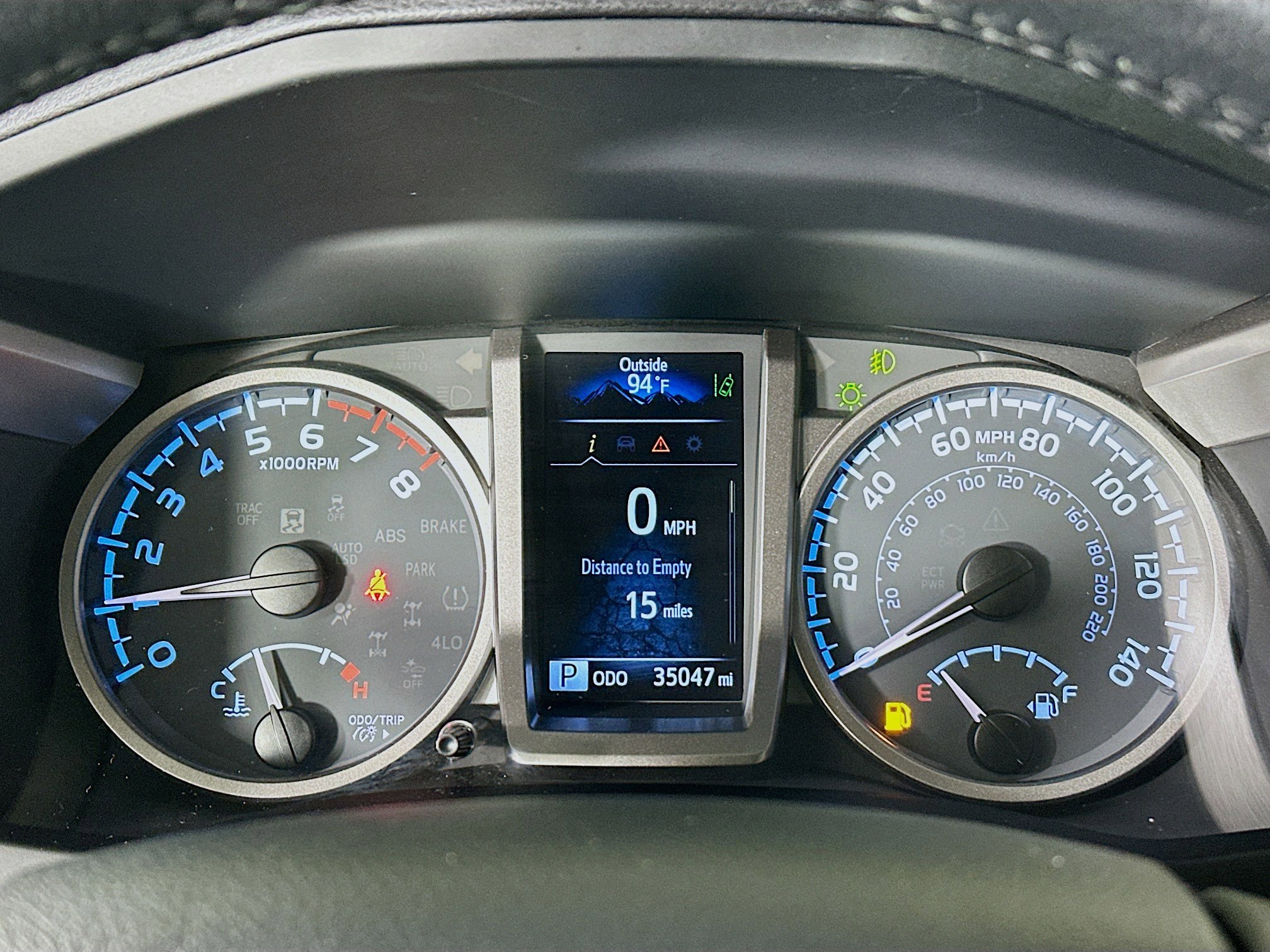 Used 2023 Toyota Tacoma SR5 w/ Technology Package RWD image 19